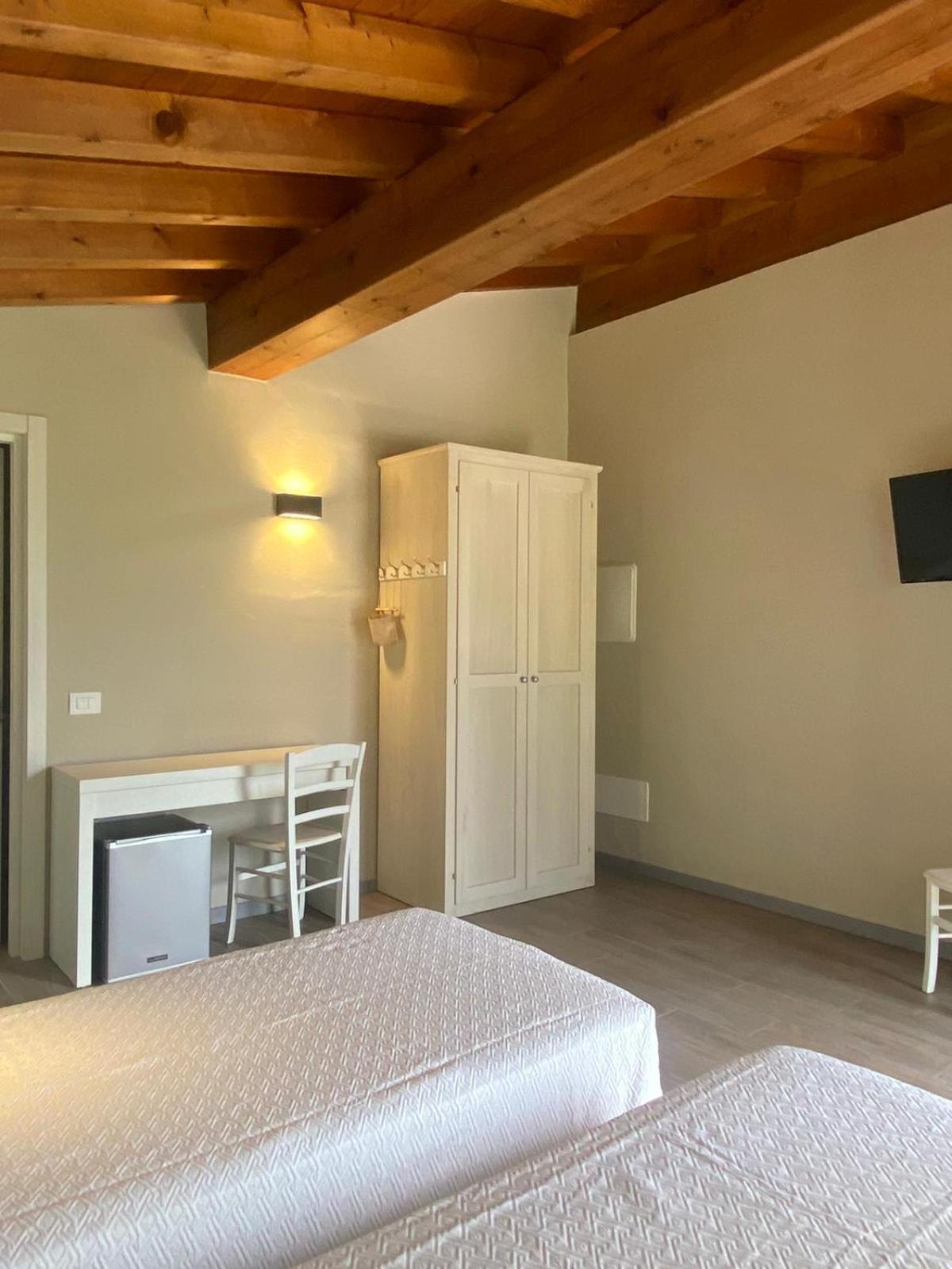 Agriturismo Cascina Carai Marone Luaran gambar