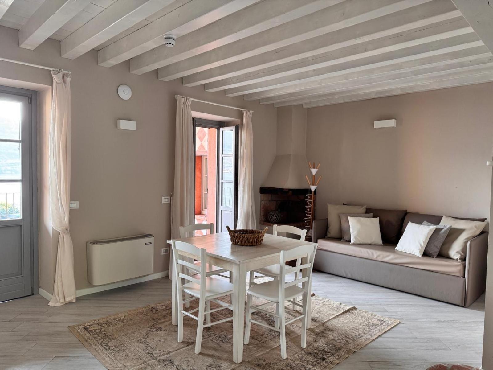 Agriturismo Cascina Carai Marone Luaran gambar